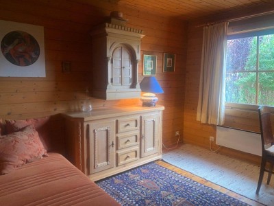 3034 MARIA ANZBACH: Gemütliches, voll möbliertes Wohlfühl-Holzblockhaus mit großem Garten und Sauna