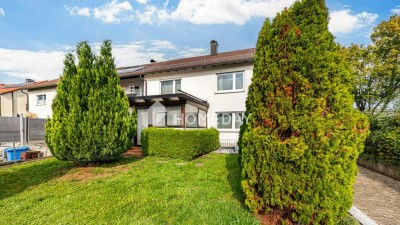 Familienfreundliches EFH mit sonnigem Wintergarten, Doppelgarage  & großzügigem Grundstück