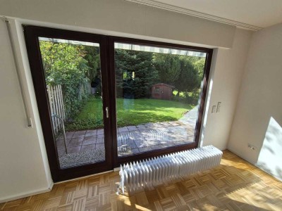 Ruhige 2,5 Zimmer Wohnung mit Privatgarten (Westausrichtung)