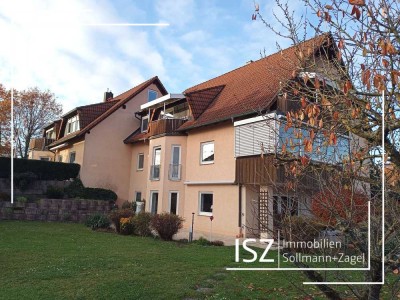 Schöne 3-Zimmer-Wohnung in ruhiger Süd-Rand-Lage mit Wintergarten und Garten in Hausen bei Forchheim