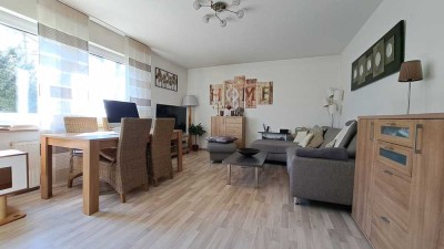 Komfort, Ruhe und gute Lage! Große Erdgeschosswohnung am Feldrand mit grünem Ausblick