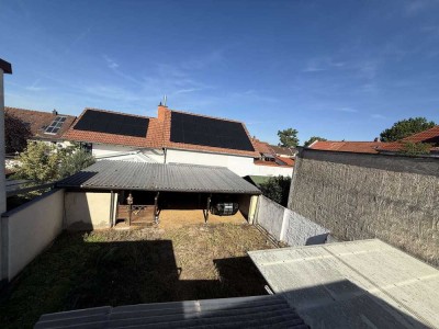 Sanierungsbedürftiges Haus mit großem Potenzial & schönem Garten