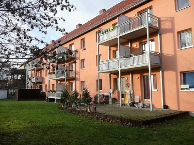 Schöne 4-Raum-Wohnung mit Balkon und 2 Bädern