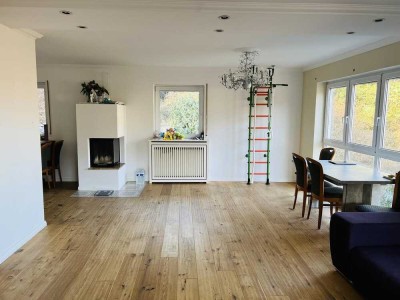 Einfamilienhaus mit Fernblick, Einliegerwohnung, großem Garten & Kamin – *provisionsfrei von privat*