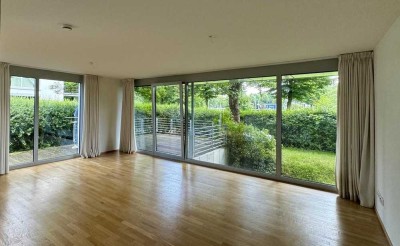 Exklusive 4,5-Raum-Terrassenwohnung mit luxuriöser Innenausstattung in Düsseldorf Stockum