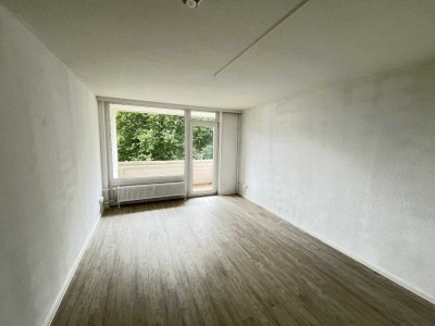 Schöne 2,5 Zimmer Wohnung im Herzen von Mettenhof.