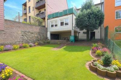 Altbau-Charme trifft auf Anbau aus 1995!