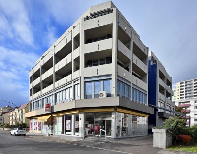 Lichtdurchflutetes City-Apartment. Erstbezug nach Sanierung. Einziehen zum Okt.