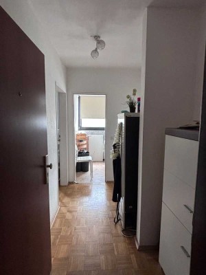 Exklusive 2-Zimmer-Wohnung mit Balkon in Düsseldorf