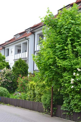 ***3 - Zimmer-Dachgeschosswohnung mit Balkon in Wolfsburg- Reislingen-Süd-West***