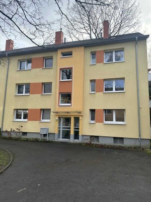 Nachmieter gesucht! Zentrale Lage / 2 Zimmer/ Balkon/ EBK