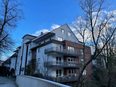 Großzügige Penthouse-Wohnung mit luxuriöser Innenausstattung und Dachterrasse am Herforder Wall