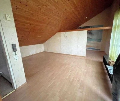 2,5-Zimmer DG-Wohnung 11/3 - in Welzheim