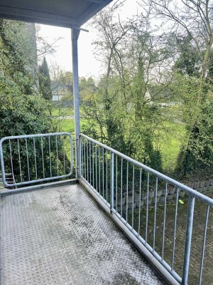 Bezugsfreies Apartment inkl. Duplex-Stellplatz in Top-Lage am Frillendorfer Platz