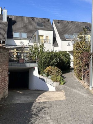 Gönnen Sie sich ein neues Wohn- und Lebensgefühl in bester Lage. Maisonette in Meerbusch-Osterath