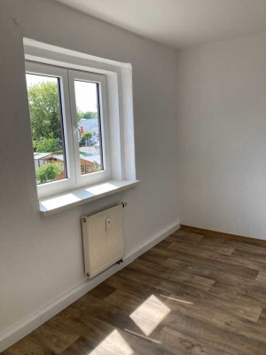 Schöne und vollständig renovierte 2-Raum-Wohnung in Freiberg