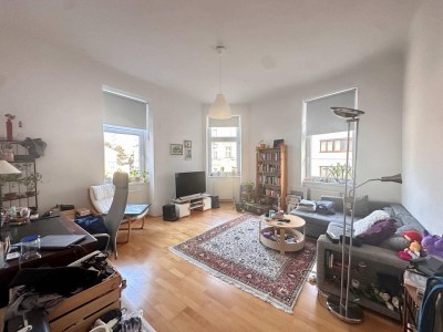 Attraktive 3-Zimmer-Altbauwohnung mit Lift