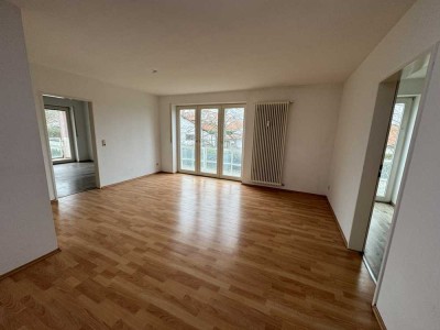 !!! Schöne 2-Zimmer-Wohnung mit Balkon !!!