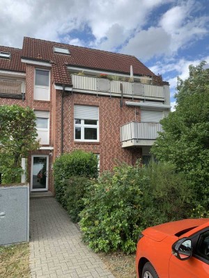 Schönes Dreifam.haus im gepflegten Zust. in ruhiger Innenstadtlage von Dülmen mit Vollk.u. 3 Garagen