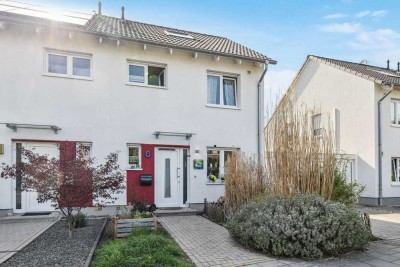*WOHNTRAUM* neuwertige Doppelhaushälfte in familienfreundlicher Lage