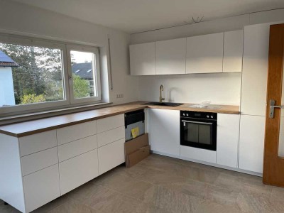 Attraktive 3-Zi.-Wohnung mit Balkon im 2. OG in Leonberg