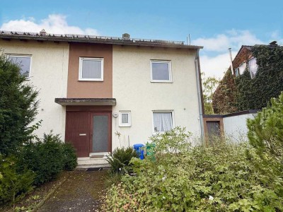 Reiheneckhaus mit großem schönen Grundstück