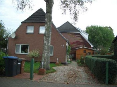 Haby b. Eckernförde: Kuscheliges Reihenendhaus, wie ein Einzelhaus. Sofort frei !