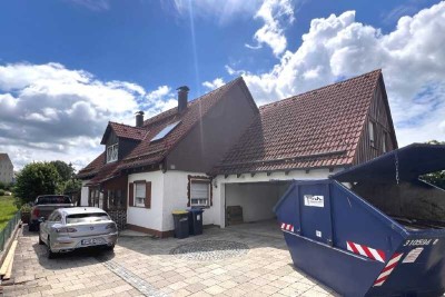 Zweifamilienhaus mit 2 Whg., Garage, 135m² Wfl. auf 686m² Grund in Markt Indersdorf