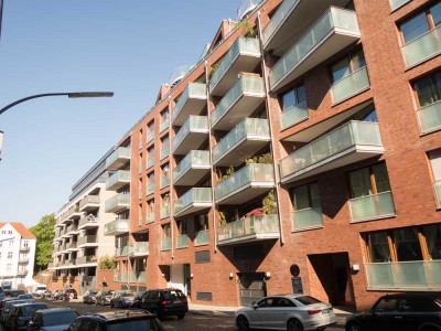 Urban & ruhig: Moderne 4-Zimmer-Wohnung mit privatem Gartenbereich, Balkon & TG-Stellplatz