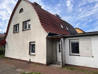 Gönn Dir...Doppelhaushälfte, renov. bedürftig, 573 qm Grund
