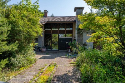 Tolles Haus für eine Kernsanierung in gefragter, exzellenter Lage!