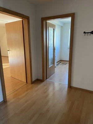 4 Zimmer Wohnung, ab 01.04.2025