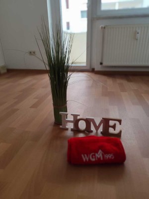 Balkonwohnung mit Dusche und Wohnküche