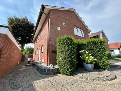 Wirtschaftliche Obergeschosswohnung in einem gepflegten Zweifamilienhaus