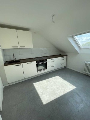 Gemütliche 1 ZKB Dachgeschosswohnung in Mannheim-Feudenheim