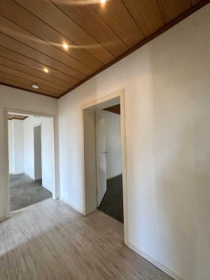 3 Großzügige Zimmer in Gelsenkirchen zu vermieten.