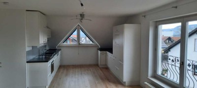 3-Zimmer Dachgeschosswohnung mit 81 m² in 72355 Schömberg