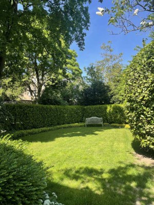 Attraktive 4,5 Zimmer Gartenwohnung im gepflegten 4 Familienhaus