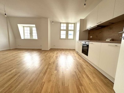 Erstbezug in bester Lage: 3-Zimmer mit EBK, Tageslichtbad und Gäste-WC