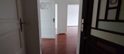 Schöne 2-Raumwohnung mit Balkon in Südstsdt zu vermieten