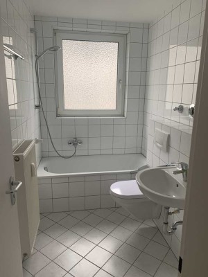 Schön geschnittene 3 Zimmerwhg mit Balkon