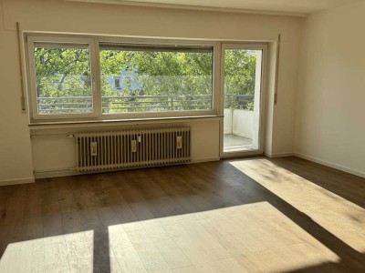 Modernisierte 3-Zimmer-Wohnung mit Balkon & Tiefgaragenstellplatz in Heidelberg-Handschuhsheim