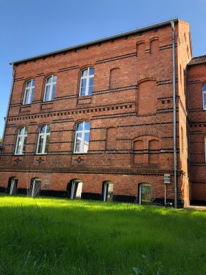 Erstbezug möblierte WG in Stadtvilla mit Garten nähe Uni & Schlosspark