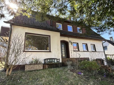 Großzügiges 1-2 Familienhaus in ruhiger Seitenstrasse (freihstehend)