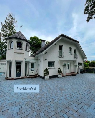 Provisionsfrei: Exklusives Einfamilienhaus mit Einliegerwohnung, Garten & vielseitigen Extras!