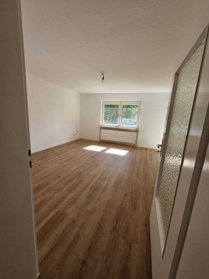 Erstbezug nach Sanierung 2025 in 3,5 Zimmer Wohnung im 1. Stock