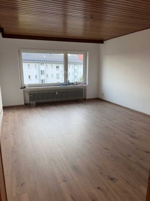 Modernes Wohnen – frisch renovierte 3-Zimmer-Wohnung mit Balkon in Bad Bergzabern