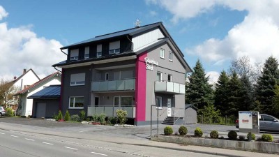 Friedrichshafen-Kluftern
Saniertes Appartementhaus mit vielseitigen Optionen