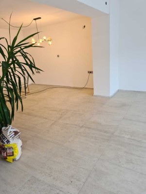 3,5-Zimmer-Wohnung mit großem Balkon