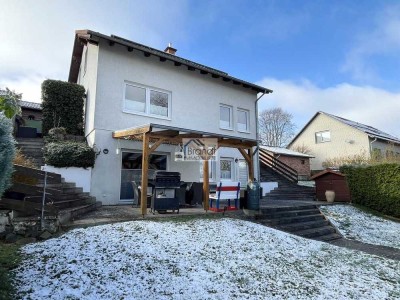 Lichtdurchflutetes, familienfreundliches, freistehendes Einfamilienhaus im beliebten Dransfeld!